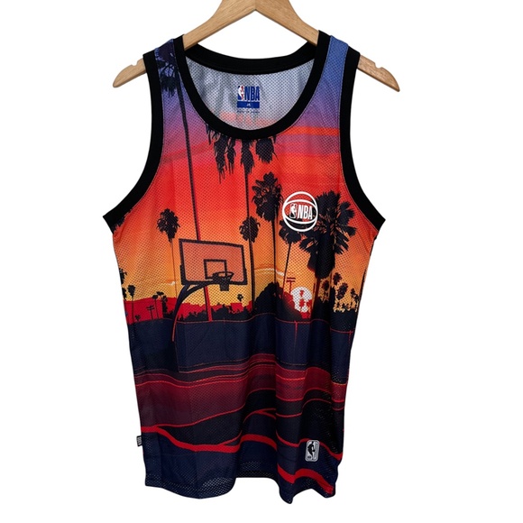 NBA Sunset Basketball Court Graphic Tank Top Men’s Medium - Picture 1 of 9